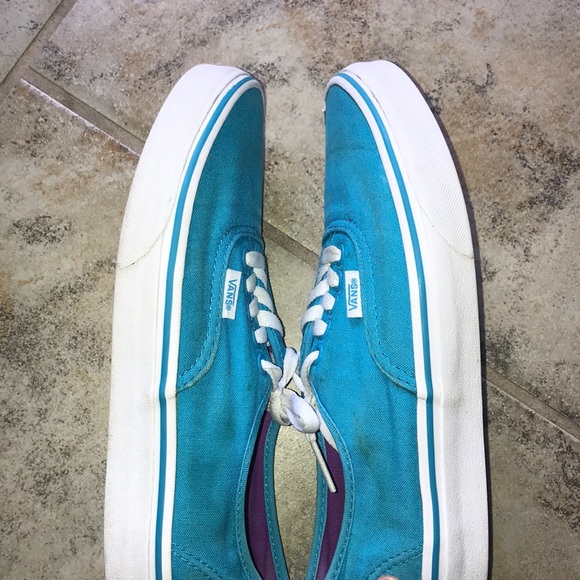 Used Blue Vans, Women’s 8.5 - Picture 4 of 6